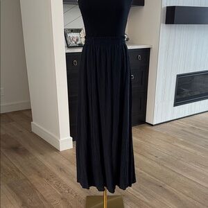ABERCROMBIE & FITCH Chic Black Maxi Skirt